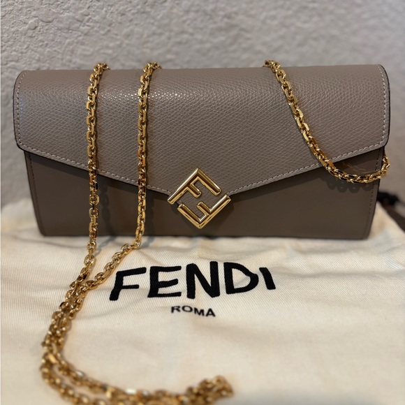 Fendi Brown Taupe Crossbody Wallet On Chain Shoulder Bag - Picture 2 of 14